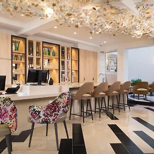 **** Hotel Des Champs-elysées Francia