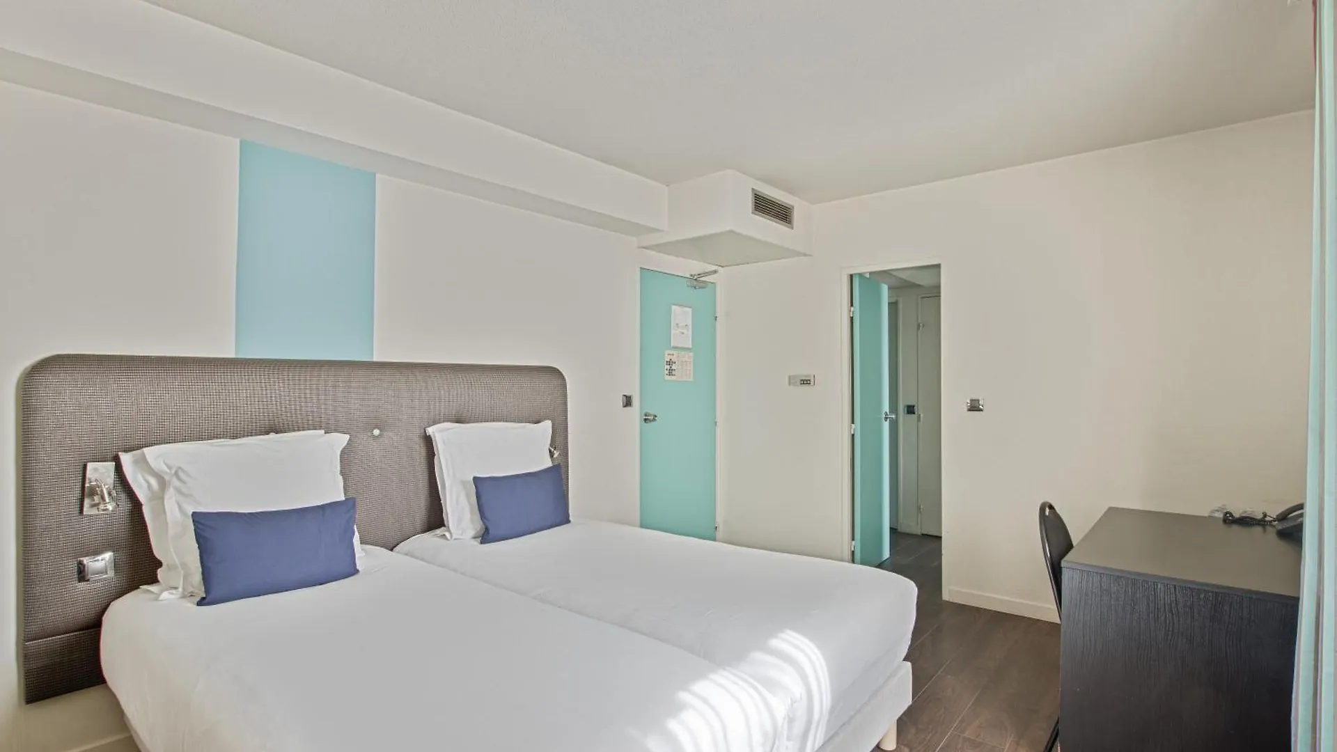 *** Hotel Hôtel Provence Draguignan Francia
